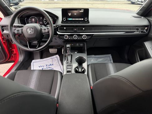 Used 2023 Honda Civic Sport image 15