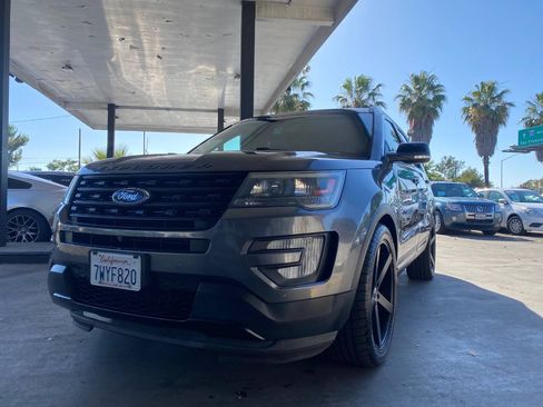Used 2017 Ford Explorer Sport w/ Equipment Group 401A AWD/4WD image 27