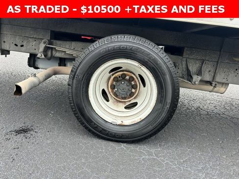 Used 2019 Ford E-350 and Econoline 350 Super Duty w/ Power Windows & Locks Group image 7