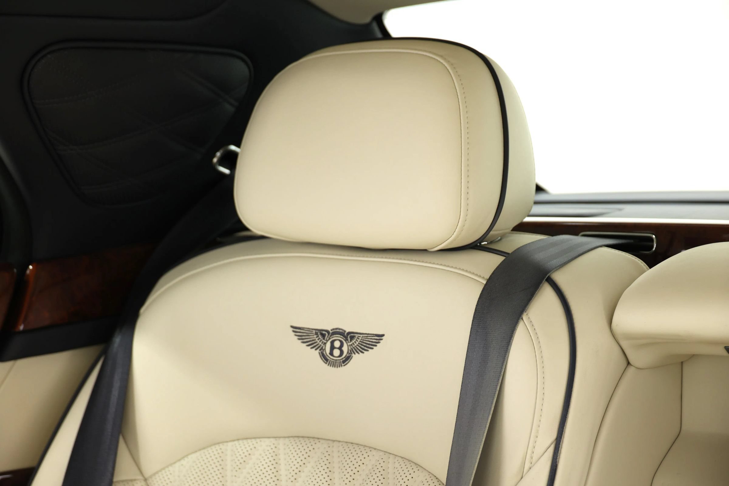 Used 2017 Bentley Mulsanne RWD image 73