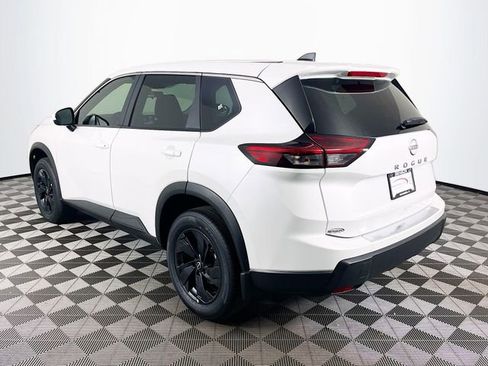 New 2026 Nissan Rogue SV FWD image 5
