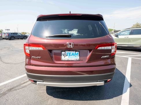 Used 2021 Honda Pilot EX image 5