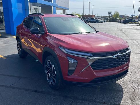 New 2026 Chevrolet Trax RS image 7