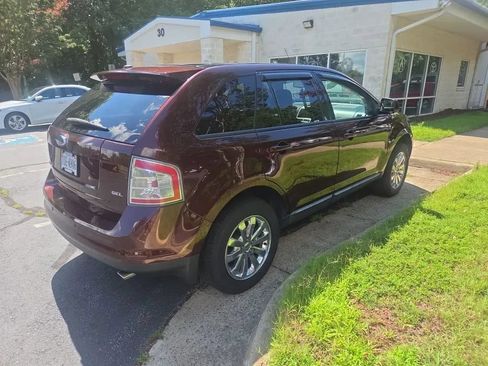 Used 2010 Ford Edge SEL FWD image 3