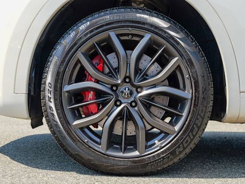 Used 2023 Maserati Levante Modena AWD/4WD image 15