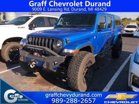 Used 2021 Jeep Gladiator Overland w/ Popular Equipment Package AWD/4WD image 1