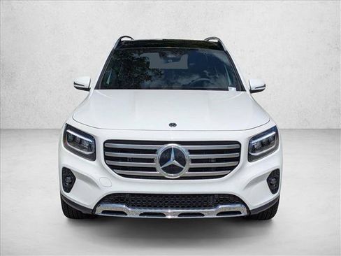 Used 2026 Mercedes-Benz GLB 250 image 6