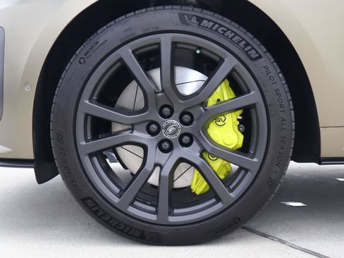 Used 2024 Land Rover Range Rover Sport SV Edition One Carbon Bronze image 16