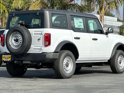 New 2025 Ford Bronco 4-Door AWD/4WD image 4