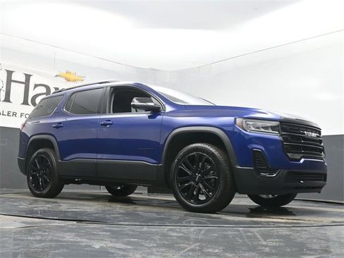 Used 2023 GMC Acadia SLE w/ Driver Convenience Package image 2