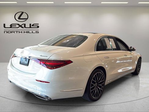 Used 2021 Mercedes-Benz S 580 4MATIC Sedan image 6