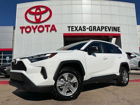Used 2025 Toyota RAV4 LE image 2