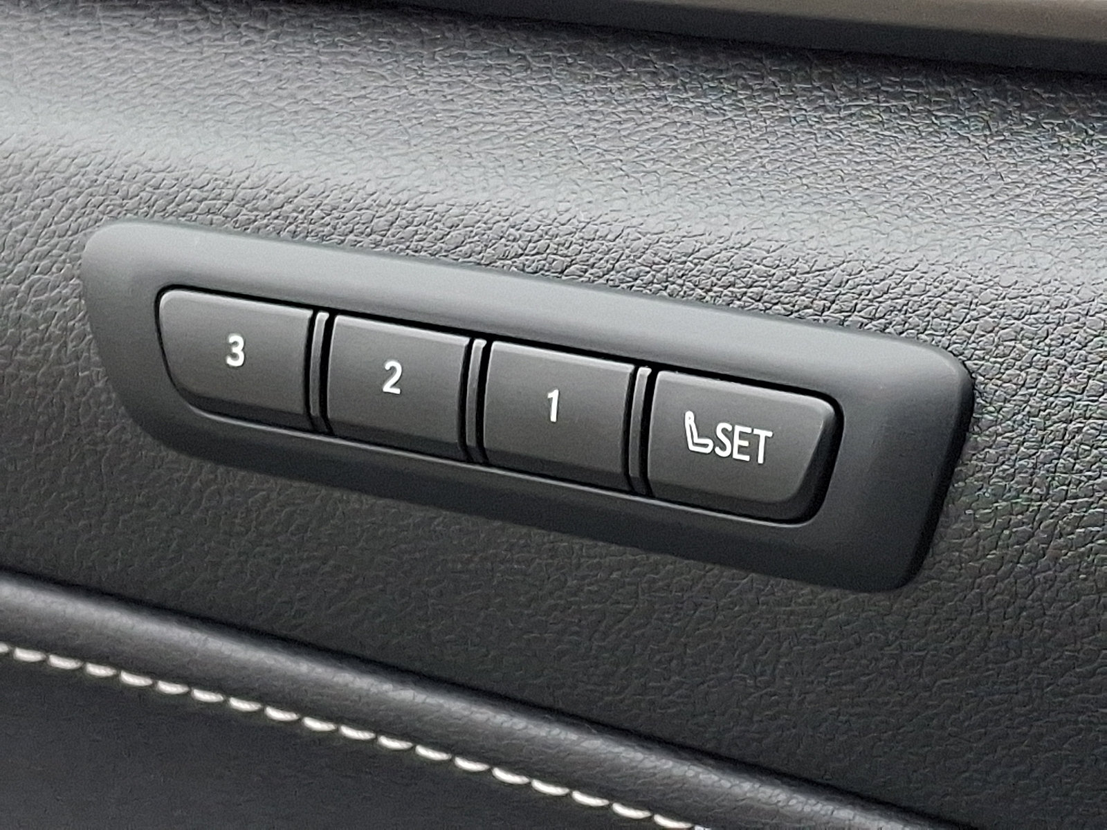 Certified 2026 Lexus NX 350 AWD w/ Accessory Package (Z1) image 25