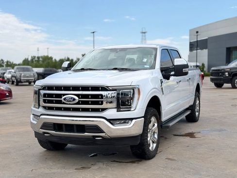 Used 2021 Ford F150 Lariat w/ Equipment Group 502A High AWD/4WD image 2