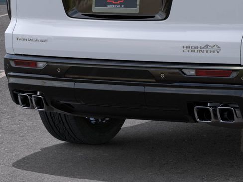 New 2026 Chevrolet Traverse High Country FWD image 38