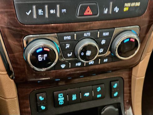 Used 2014 Buick Enclave Leather w/ Trailering Provision Package AWD/4WD image 24