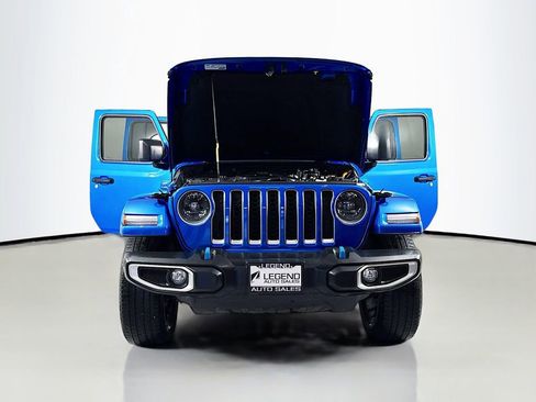 Used 2023 Jeep Wrangler Unlimited Sahara w/ Cold Weather Group AWD/4WD image 24