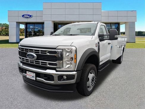 New 2025 Ford F550 4x4 Regular Cab Super Duty image 8