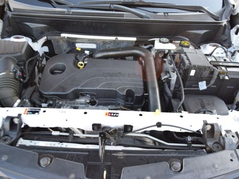 Used 2023 Chevrolet Equinox LS w/ LS Convenience Package image 24