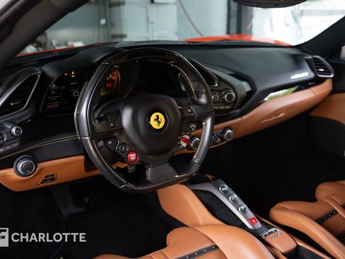 Used 2016 Ferrari 488 GTB RWD image 23