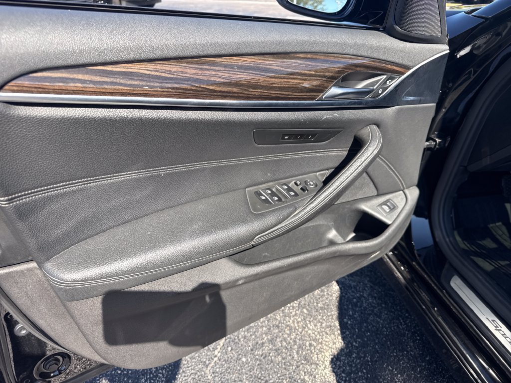 Used 2019 BMW 540i xDrive AWD/4WD image 22