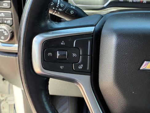 Used 2021 Chevrolet Silverado 1500 LT w/ Bed Protection Package AWD/4WD image 18