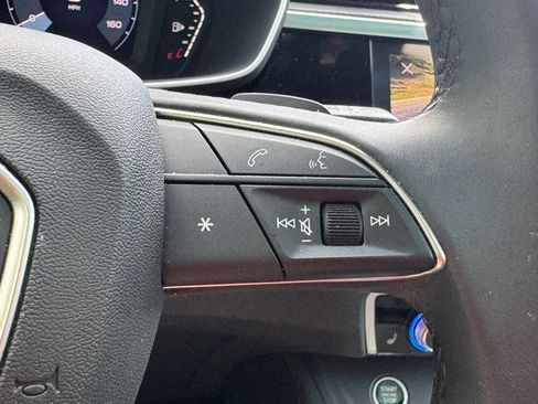 Used 2024 Audi Q3 2.0T Premium Plus w/ Premium Plus Package image 18