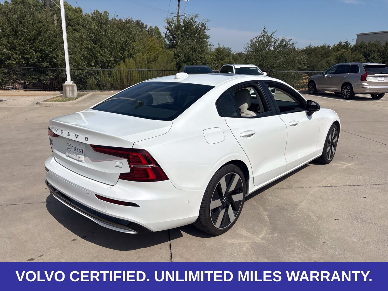 Used 2024 Volvo S60 T8 Plus w/ Climate Package AWD/4WD image 4