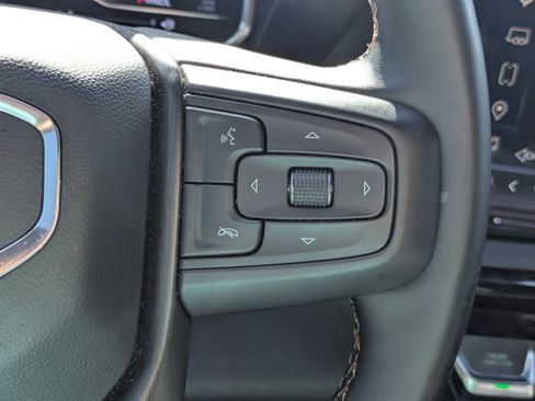 Used 2024 GMC Sierra 2500 AT4 w/ AT4 Premium Plus Package AWD/4WD image 23