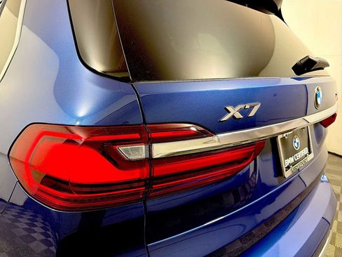 Certified 2022 BMW X7 xDrive40i w/ Premium Package image 28