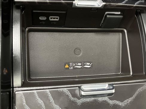 Certified 2023 GMC Yukon Denali w/ LPO, Floor Liner Package AWD/4WD image 28