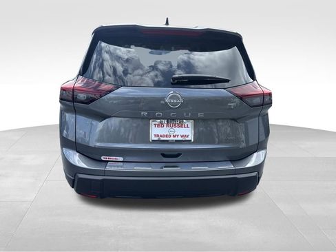 Used 2026 Nissan Rogue SV w/ Cold Weather Package image 5