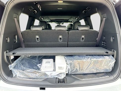 New 2026 INFINITI QX80 Autograph w/ Premium Cargo Package AWD/4WD image 29