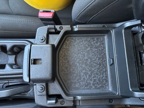 Used 2023 Jeep Wrangler Sahara image 41