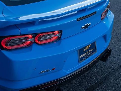 Used 2022 Chevrolet Camaro ZL1 image 25