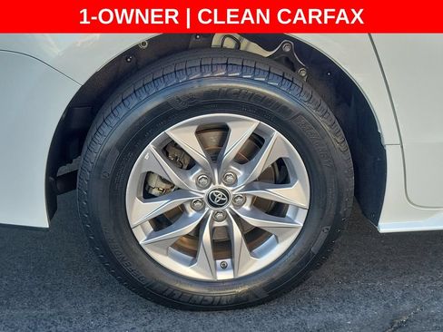 Used 2022 Toyota Sienna XLE w/ XLE Plus Package FWD image 10
