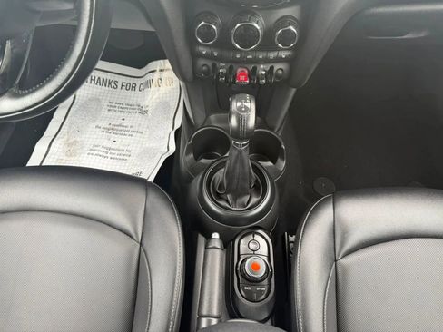 Used 2018 MINI Cooper 2-Door Hardtop FWD image 33