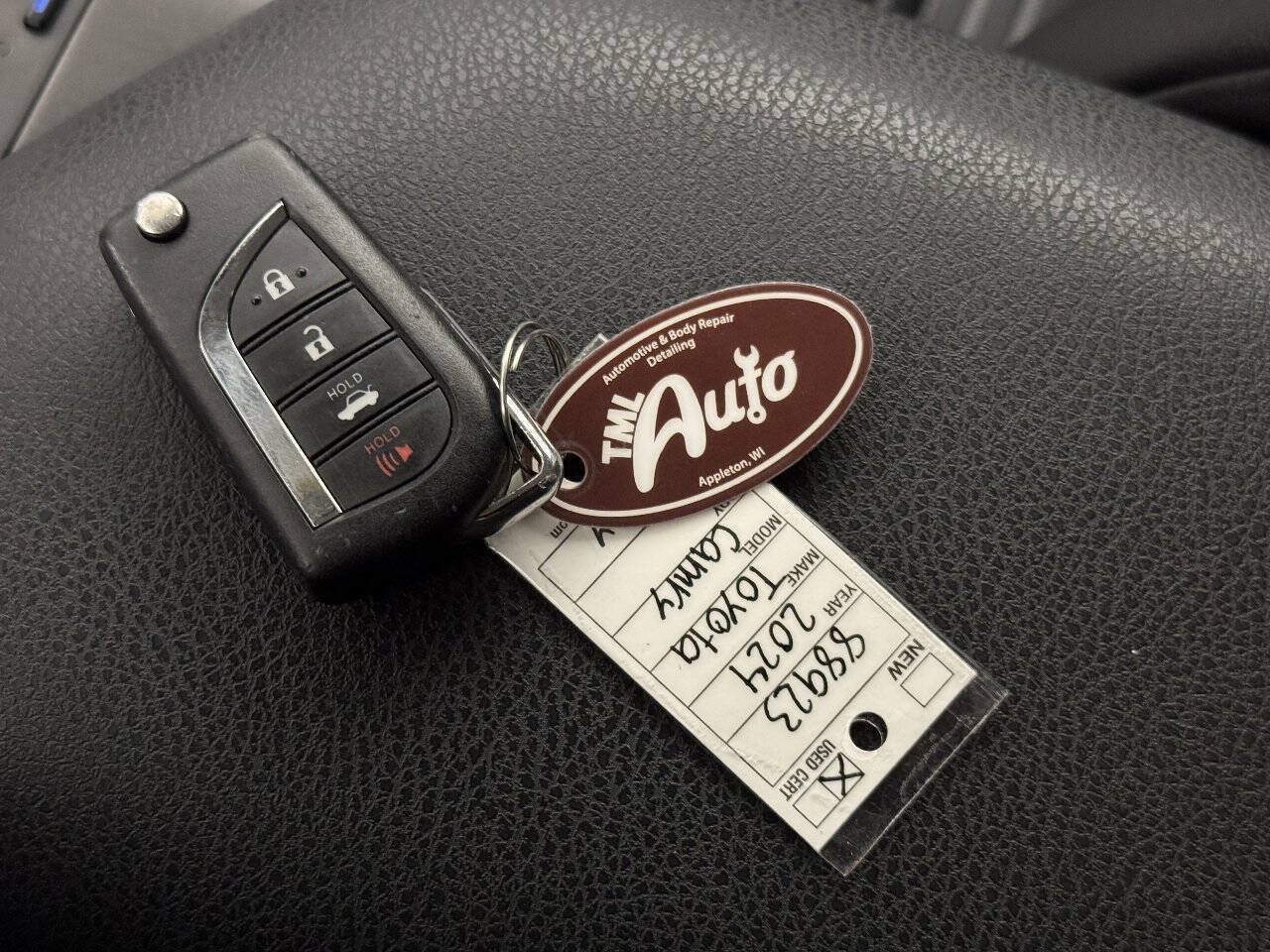Used 2024 Toyota Camry SE FWD image 32