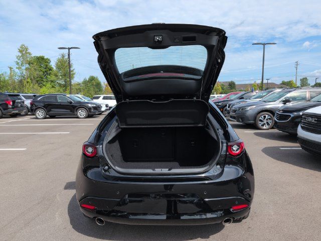 Used 2026 MAZDA MAZDA3 Hatchback w/Premium Plus Pkg AWD/4WD image 18