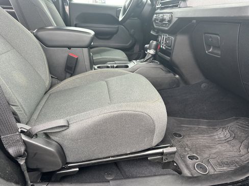 Used 2024 Jeep Wrangler Sport image 16