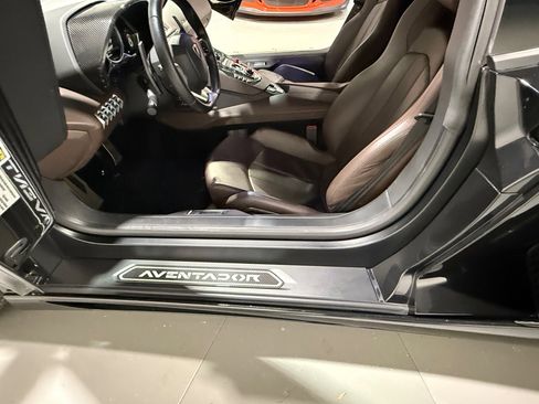 Used 2014 Lamborghini Aventador LP 700-4 image 47