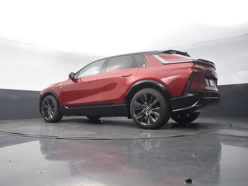 New 2026 Cadillac Lyriq Signature Sport w/ Nappa Leather Package AWD/4WD image 52