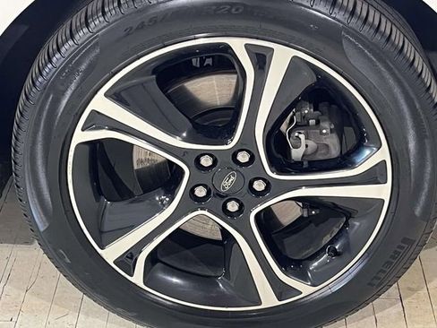 Used 2020 Ford Edge ST w/ Equipment Group 401A AWD/4WD image 15