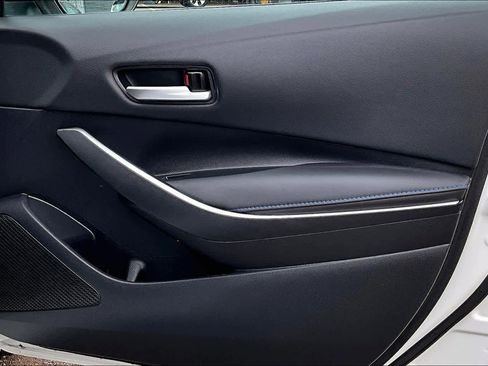 Used 2021 Toyota Corolla SE image 26