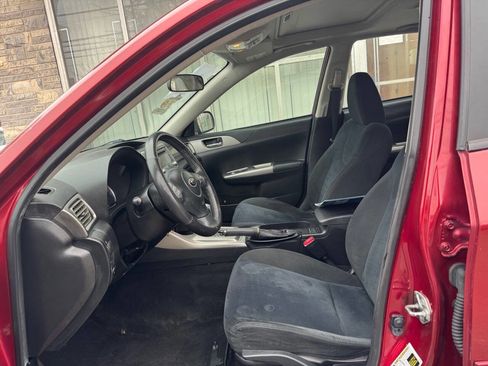 Used 2010 Subaru Impreza 2.5i Premium image 12