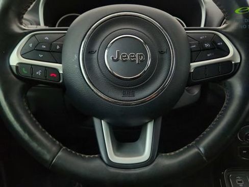 Used 2019 Jeep Compass Limited FWD image 42