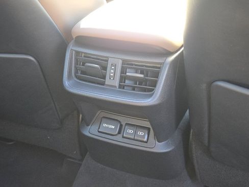 Certified 2025 Lexus ES 300h Ultra Luxury image 38