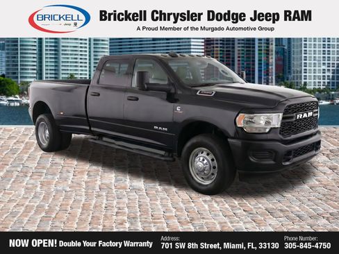 Used 2022 RAM 3500 Tradesman AWD/4WD image 2