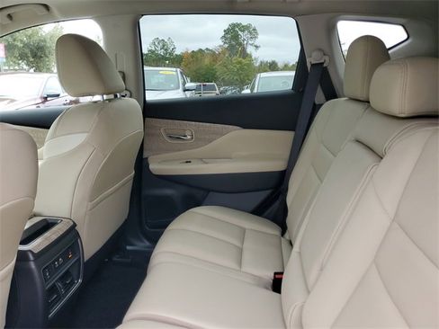 Used 2024 Nissan Murano SL image 29