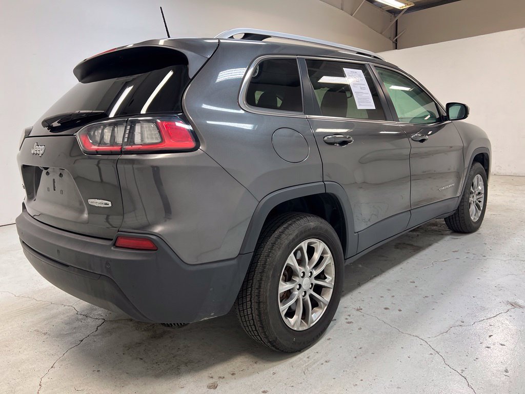 Used 2020 Jeep Cherokee Latitude Plus w/ Comfort/Convenience Group AWD/4WD image 9